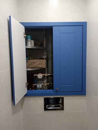 люк сантехнический в туалет мдф пвх синий 4
